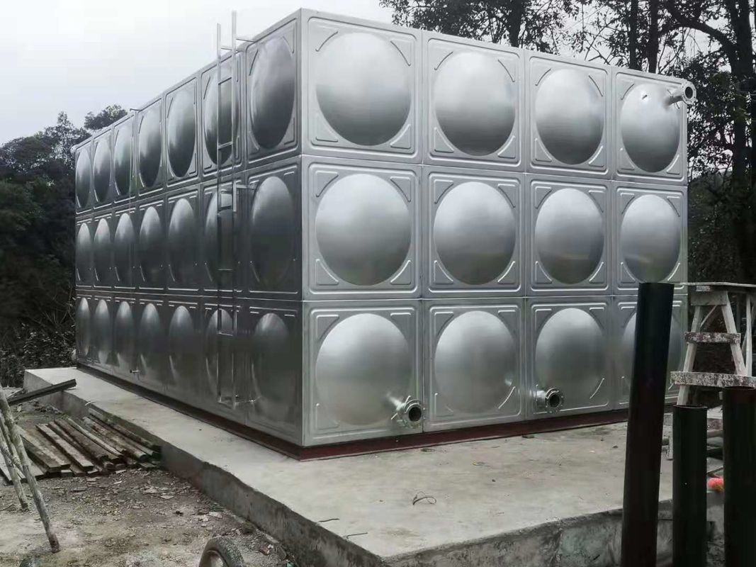 Serbatoi di acqua in acciaio inossidabile polito isolato 1.0MPa 0.6MPa