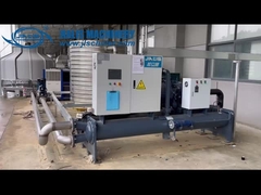 2 serie di compressori a vite raffreddati ad acqua da 120 CV utilizzati dai clienti